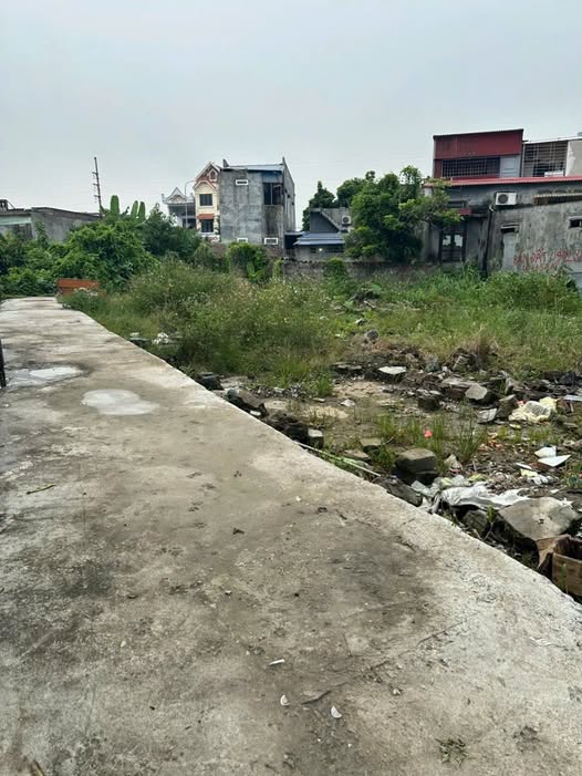 Đất vàng Kiến An 40m2 hướng Tây Nam, sổ đỏ chính chủ, giá hời