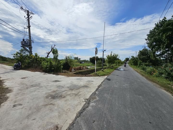 Bán đất Củ Chi - 14.000m2, sổ hồng riêng, góc hai mặt tiền