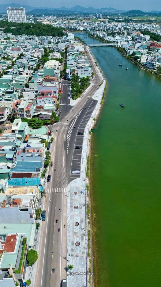 Bán lô góc cầu Hà Thanh 2 - Diện tích 42.5m², sổ đỏ chính chủ