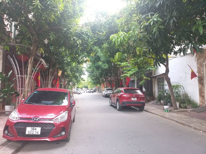 Bán đất mặt đường kinh doanh trung tâm Thạch Linh, Hà Tĩnh - 150m2, mặt tiền 7.5m