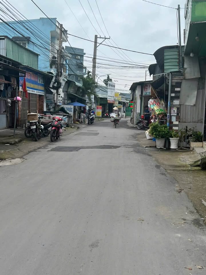 Đất mặt tiền kinh doanh đường nhựa thông, Bình Hòa, Thủ Đức