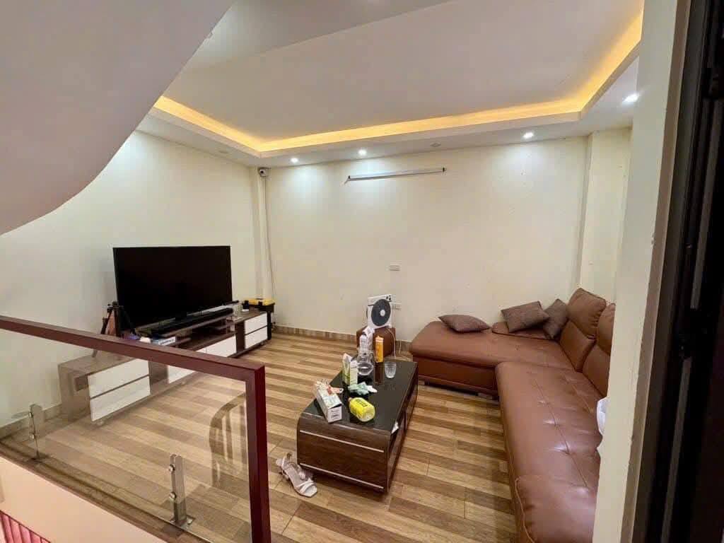 Nhà 2 tầng đẹp, 34m², vị trí trung tâm Văn Phú, Hà Đông – Giá tốt