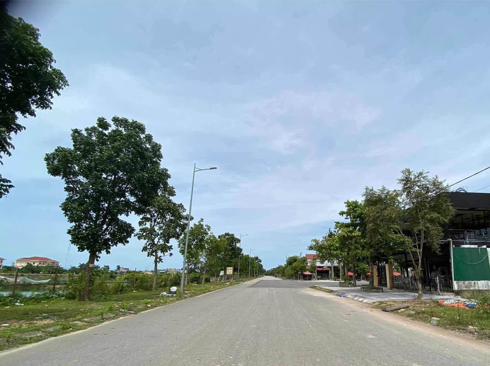 Mặt tiền siêu rộng 24m tại KQH Thanh Lam - Giá 3.x tỷ, lưu chủ