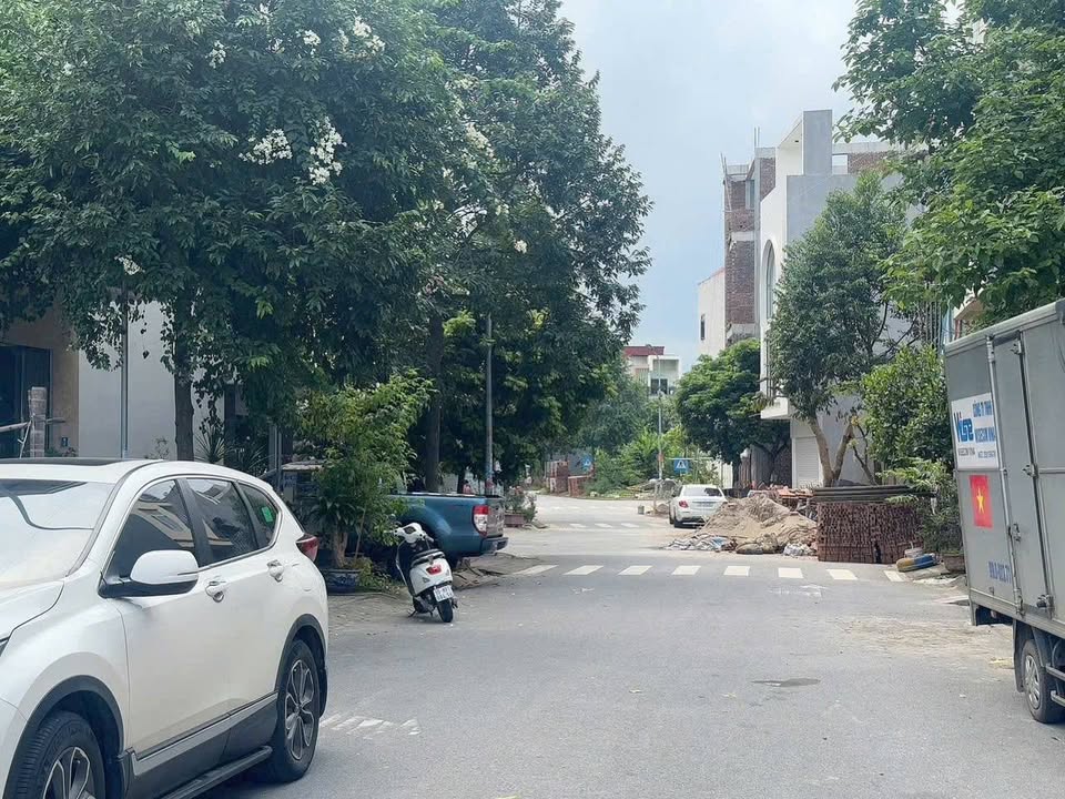 Bán đất cực thơm 76.5m2 mặt tiền 5.4m, hướng Tây, giá nhỉnh 6 tỷ, cơ hội có 1-0-2