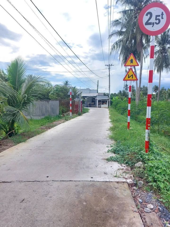 Bán đất mặt tiền lộ Vườn Tiêu, Bến Tre - 140m², 600 triệu