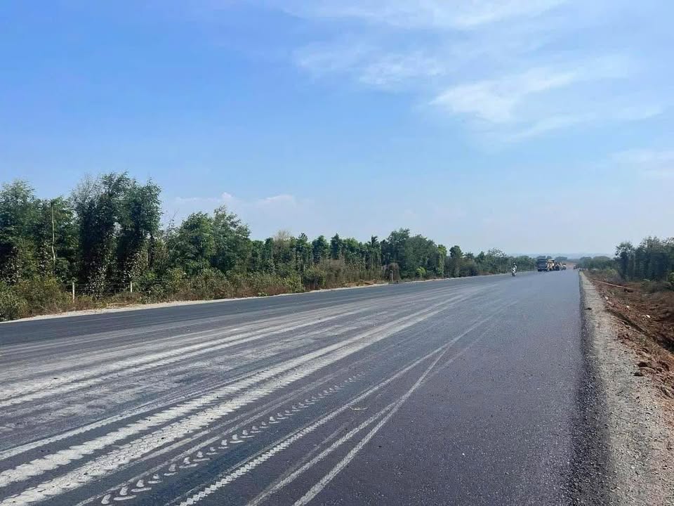 Bán đất view hồ Ea Kao, mặt tiền 48m, sổ sẵn