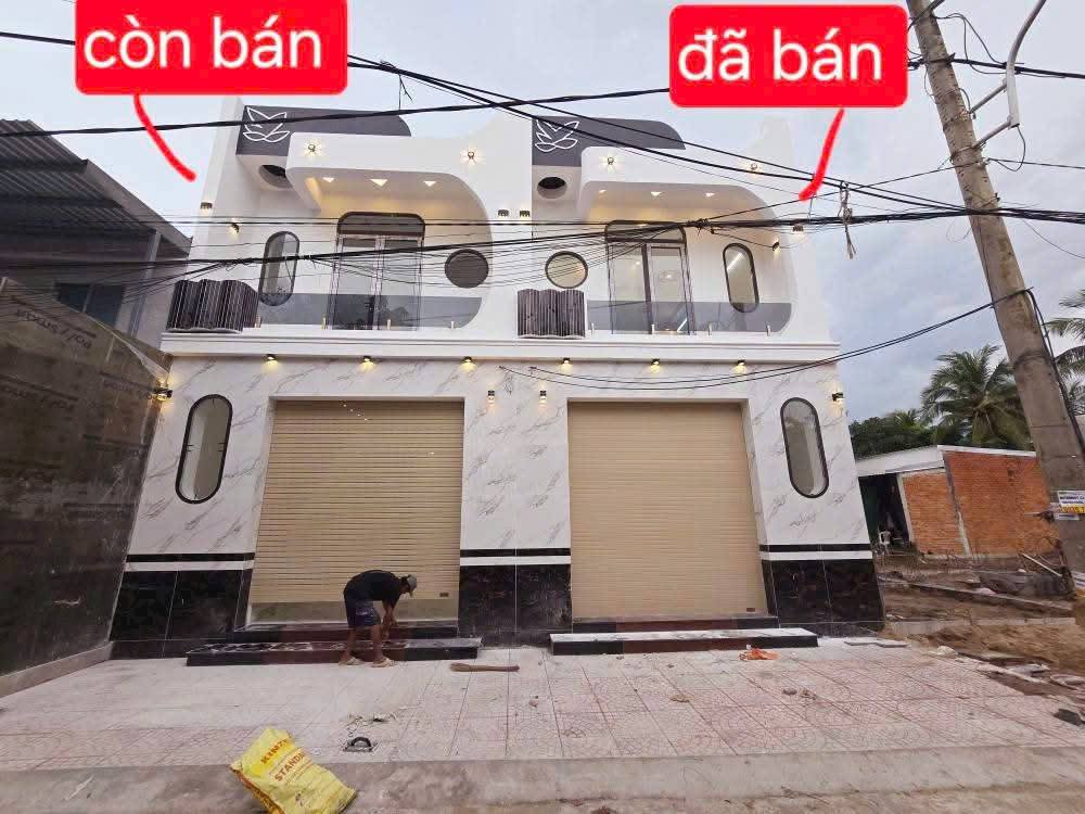 Nhà mới toanh, full nội thất cao cấp, ô tô đậu cửa, giá chỉ 2,85 tỷ