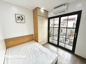 Căn hộ 2 ngủ 1 khách 55m2 ngõ 219 Trích Sài - Nội thất đầy đủ, thang máy, sẵn sàng đón chủ mới