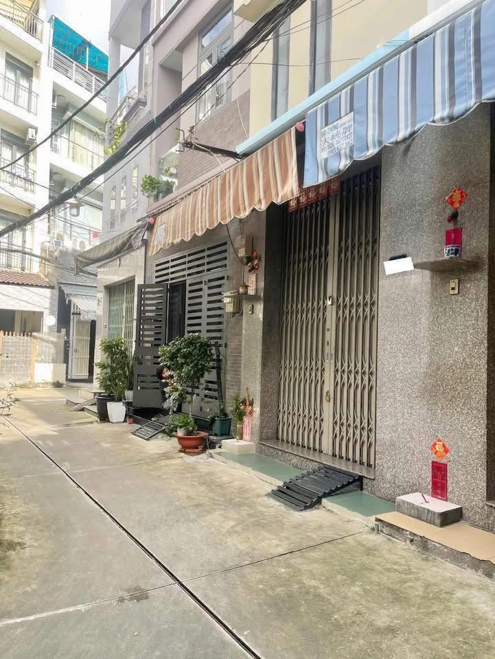 Nhà đẹp gấp gấp tại Lê Thị Bạch Cát, uận 11, thành phố Hồ Chí Minh đây ạ