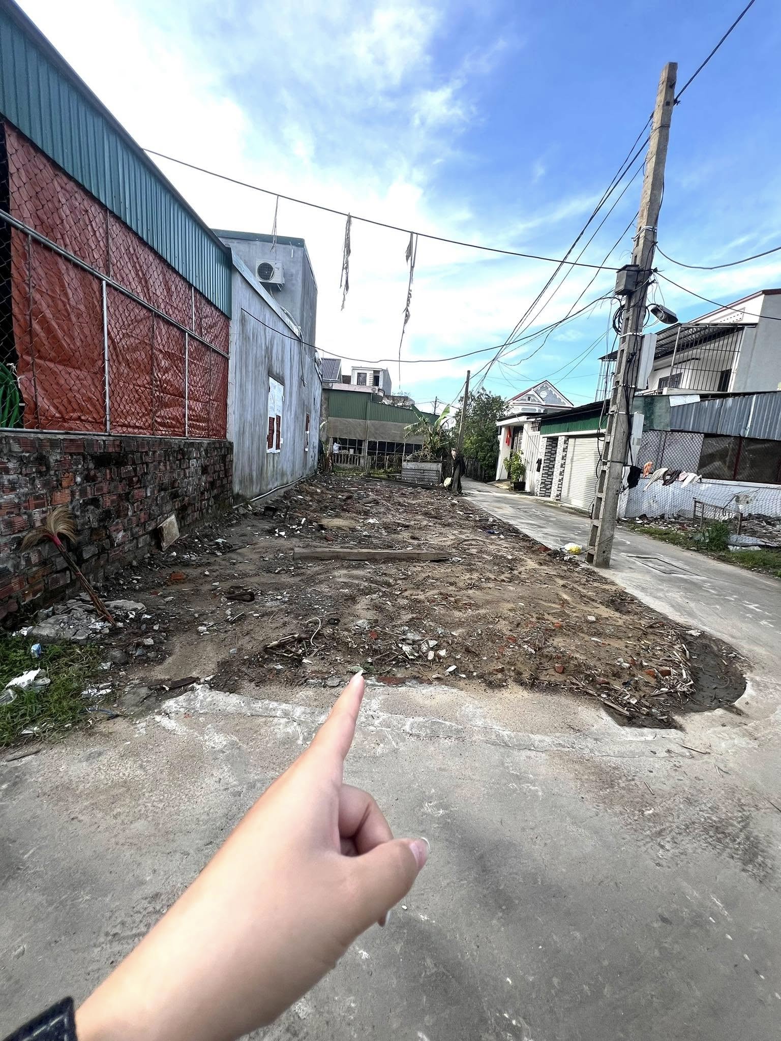 Bán đất góc 2 mặt tiền, Khối 7, Vinh Hưng, Nghệ An, giá hấp dẫn