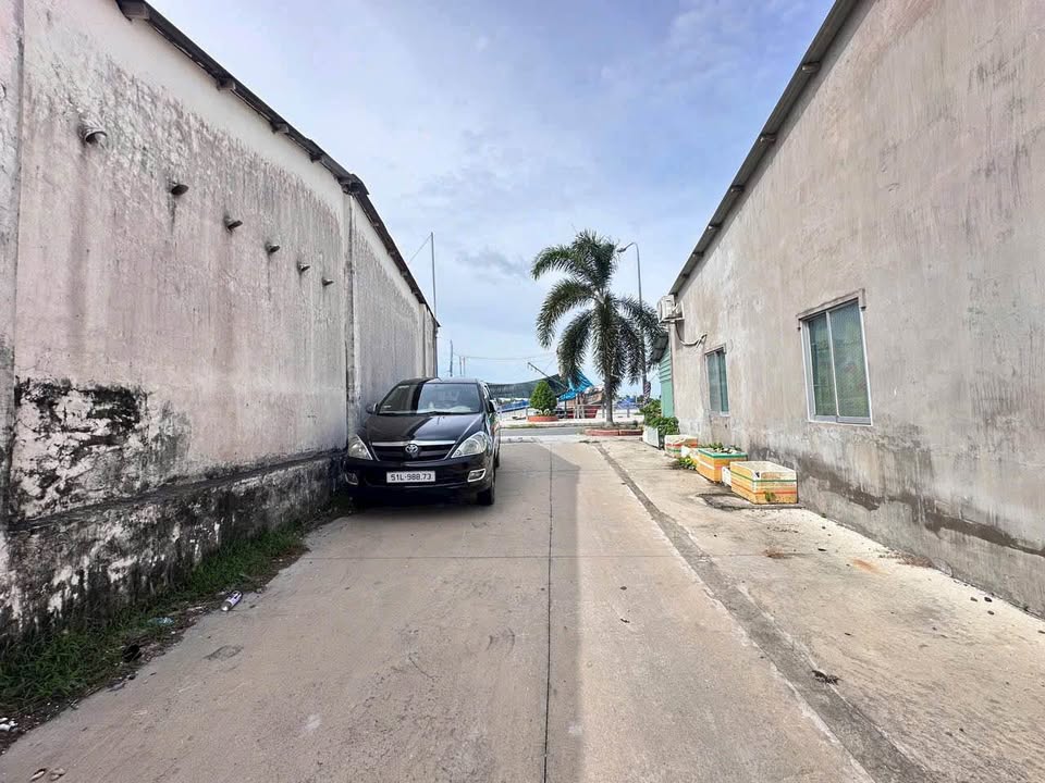 Đất vàng Đồng Tháp - Đường 16 chỗ, cách bờ kè 20m, giá chỉ 1.5 tỷ