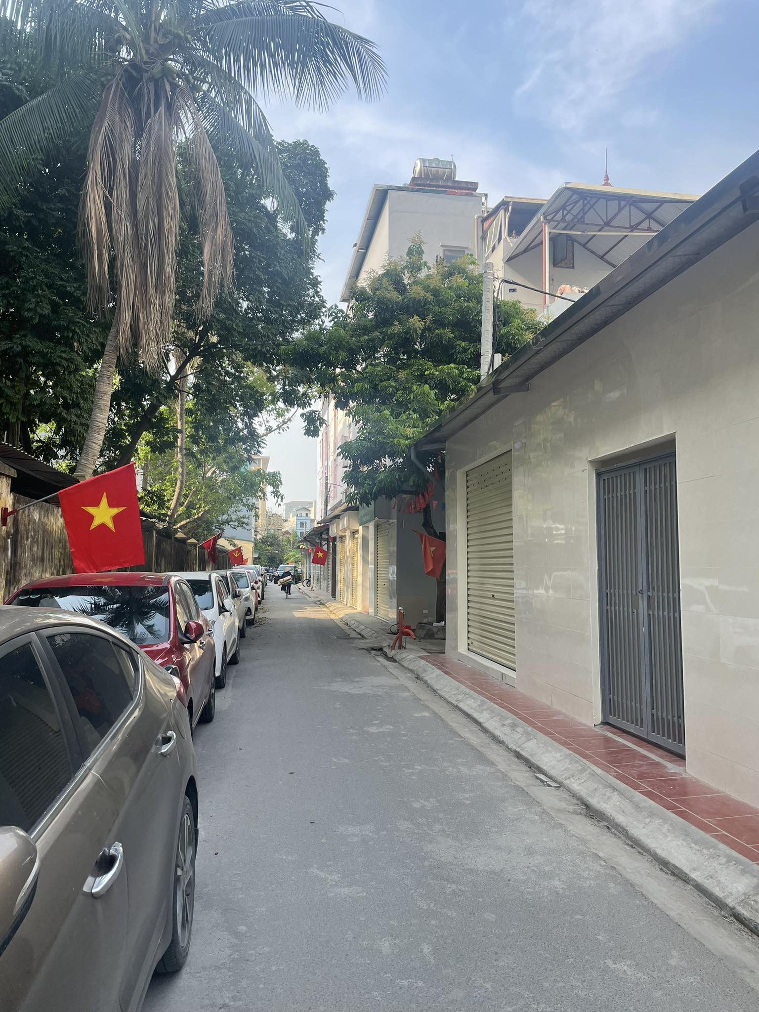 Nhà 6 tầng, 11 phòng khép kín gần Học viện Tài chính - Đầu tư sinh lời ngay