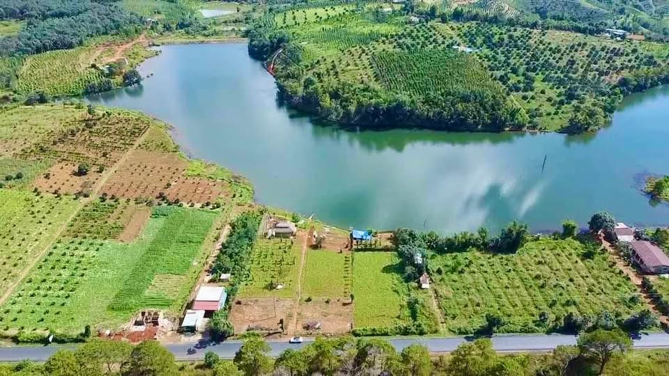 Đất view hồ, mặt tiền Quốc Lộ 28, lướt mắt là mê