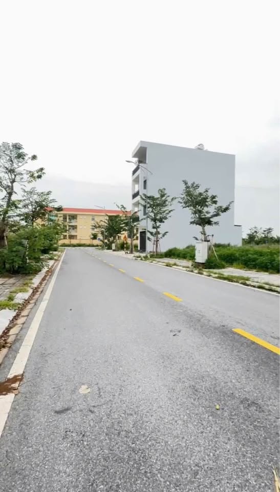 Chính chủ cần bán lô đất đẹp tại khu đô thị Đồng Triều, phường Ngọc Châu, thành phố Hải Dương