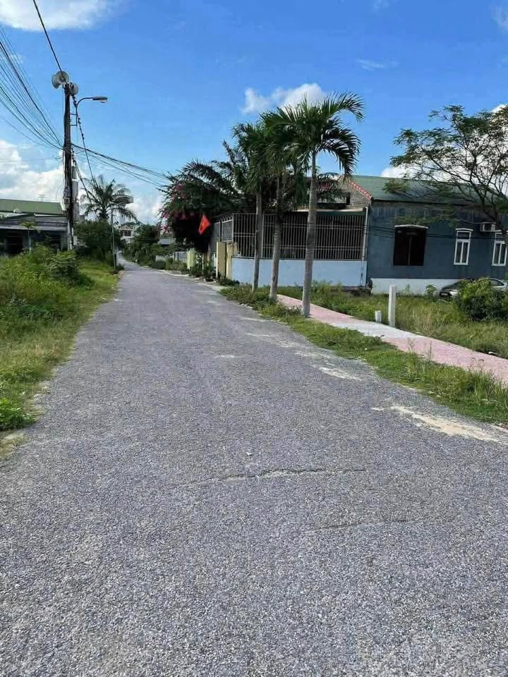 Chủ nhà gửi bán lô đất vàng tại Nam Lý, mặt tiền Bế Văn Đàn, thành phố Đồng Hới, tỉnh Quảng Bình