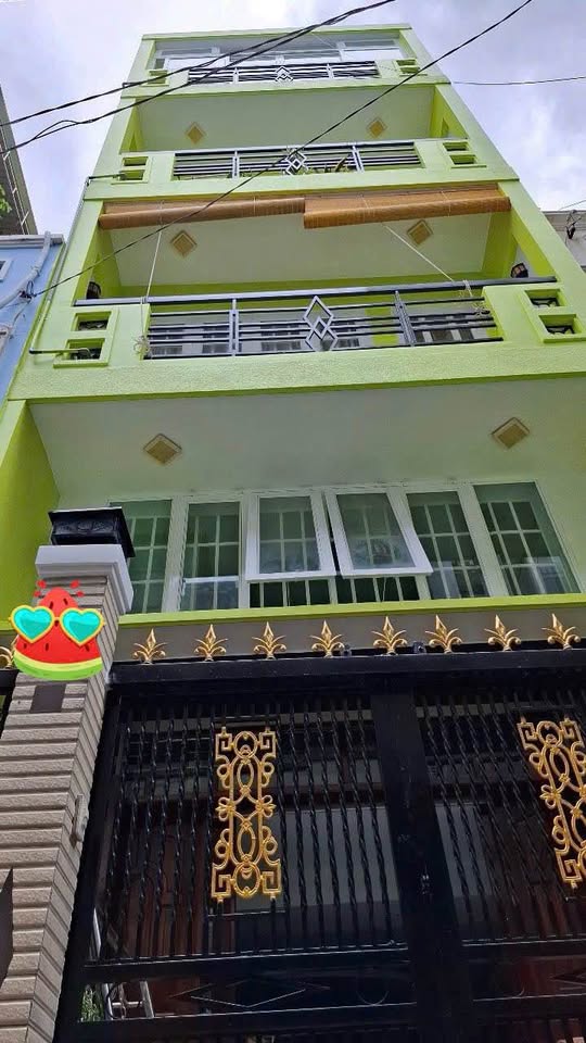 Chung cư dịch vụ, Cách Mạng Tháng 8, Quận 3, 5 tầng bê tông cốt thép, nở hậu, dòng tiền 70 triệu/tháng