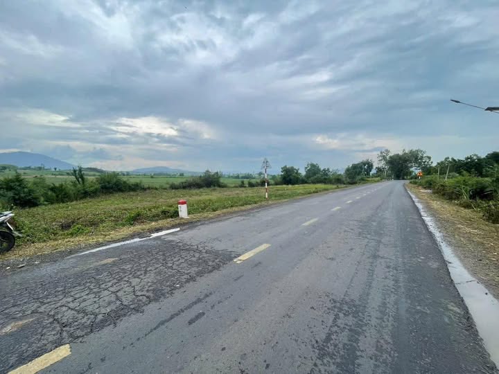 Đất mặt tiền Quốc Lộ 19C, siêu hot tại Sông Hinh, Phú Yên, đầu tư là lời ngay