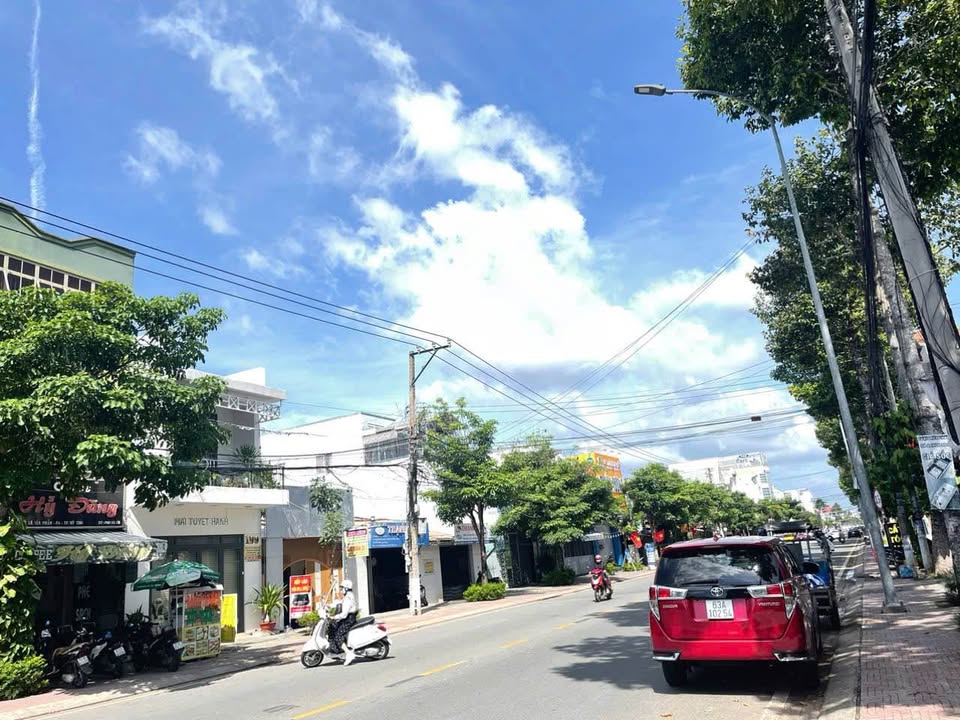 Bán đất mặt tiền Lê Văn Phẩm, TP. Mỹ Tho - 1224m² sẵn sàng xây dựng