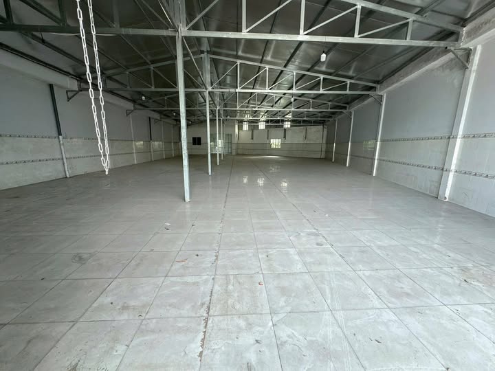 Mặt bằng 1200m² mặt tiền QL60 Bến Tre, giá 25 triệu/tháng