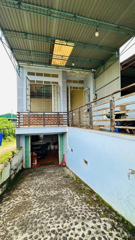 Nhà mặt tiền Lê Thánh Tôn, kinh doanh cực đỉnh, giá hời