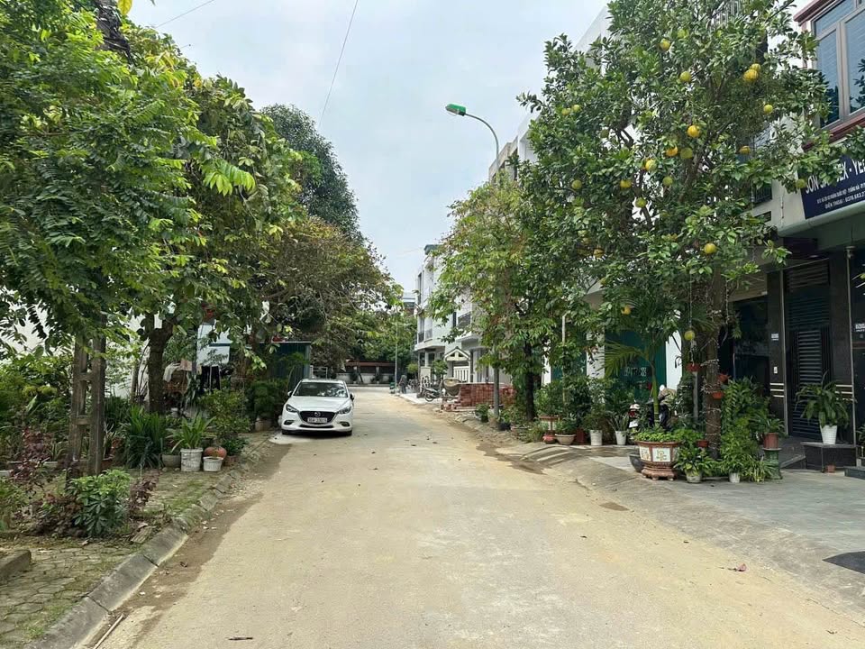 Bán nhà thô 3 tầng phường Đông Hải, ô tô tránh nhau, giá hấp dẫn