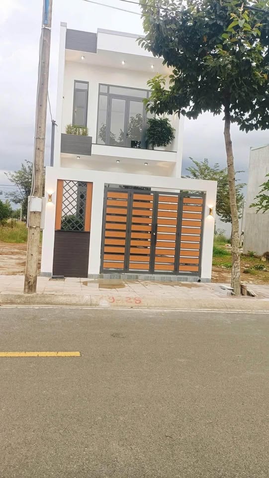 Nhà mới khu dân cư Cát Tường, ân đỗ ô tô, 3 phòng ngủ, giá chỉ 1,7 tỷ