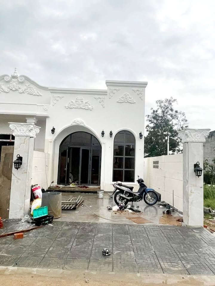 Bán cặp nhà tân cổ điển 5m x 24m, sổ sẵn, giá hời tại Bà Rịa, Vũng Tàu