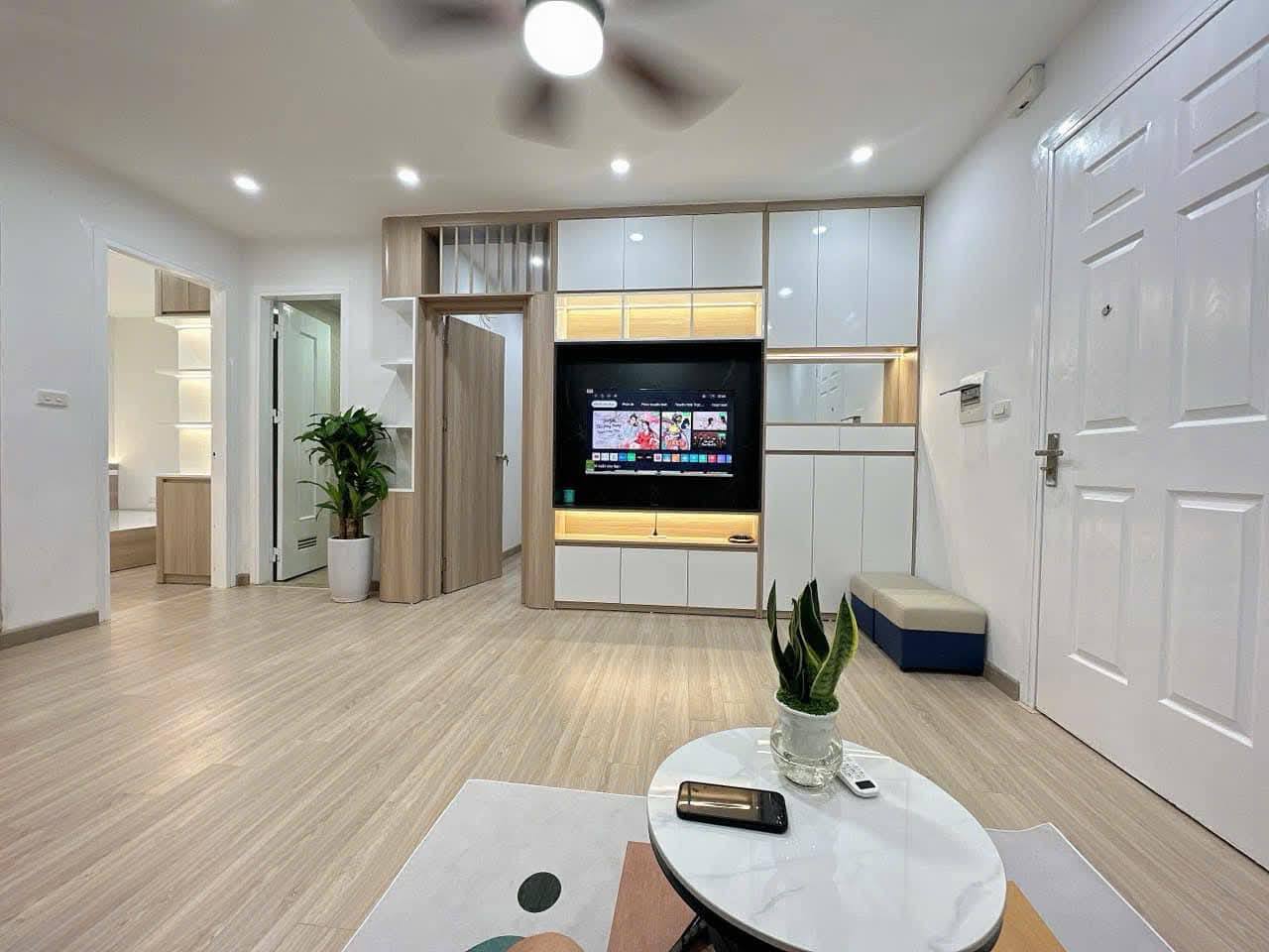 Căn hộ 2 ngủ 46m2 tại HH2 Linh Đàm, full nội thất, giá thương lượng