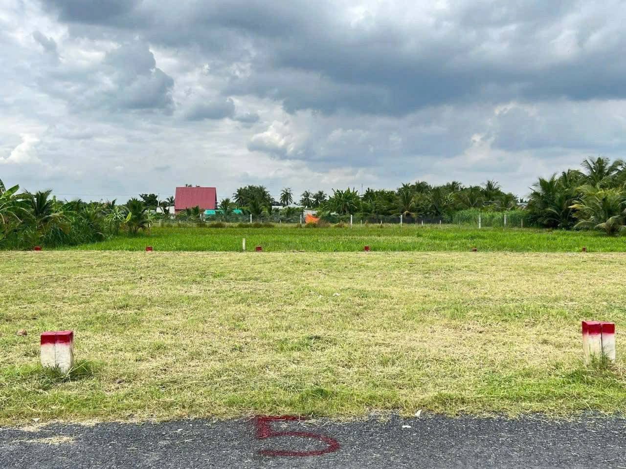 Đất Vĩnh Bình 5x22m, thổ cư 70m2, giá thương lượng, xây nhà tự do