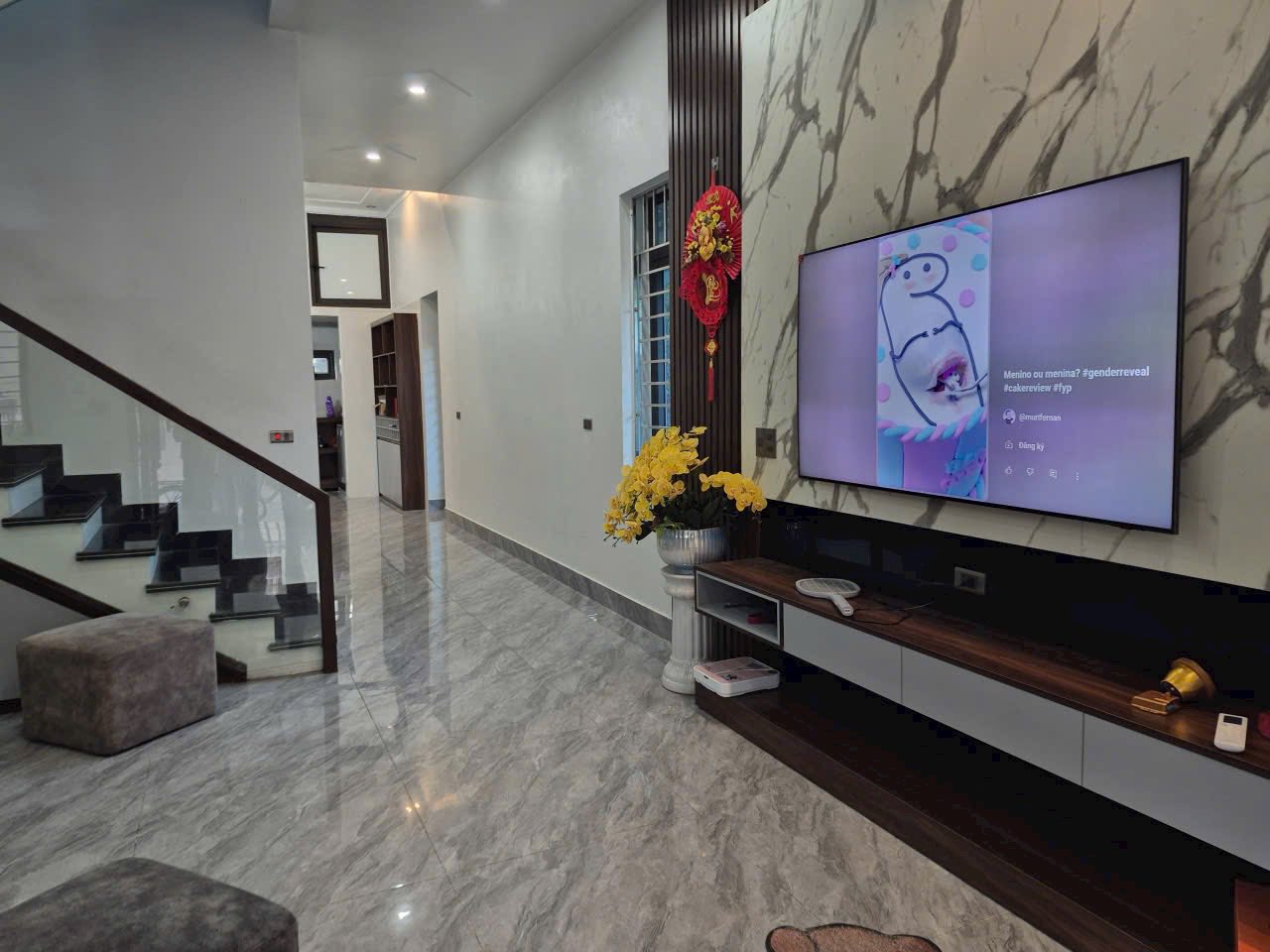 Nhà xây đẹp, đất nở hậu, đường rộng thoáng, sẵn sàng đón bạn