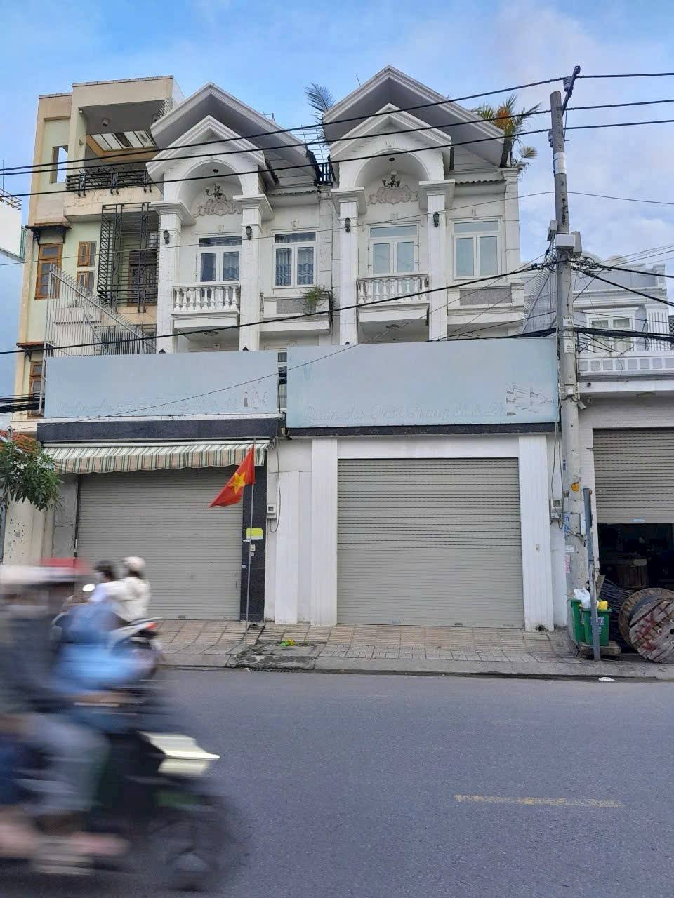 Nhà Phố tọa lạc trên mặt tiền đường Trần Thị Năm, Tân Chánh Hiệp, Quận 12