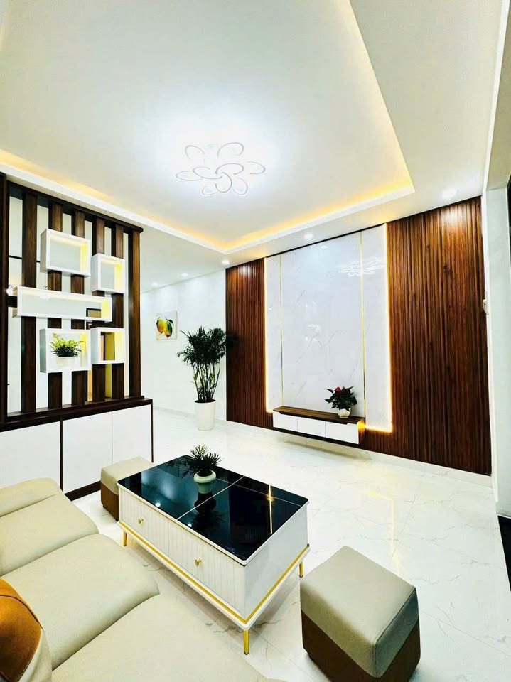 Nhà Đà Lạt xinh xắn, 80m2, 2.55 tỷ, hẻm 2.5m, sẵn sổ!