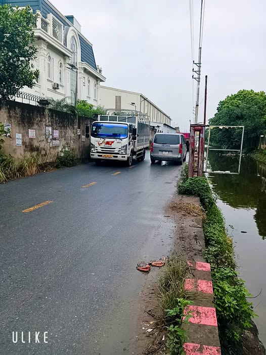 Đất dịch vụ Văn Bình, Thường Tín, ặt tiền 10m, kinh doanh sầm uất