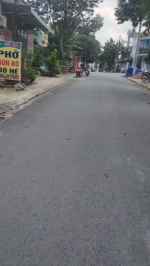 Nhà cấp 4 mặt tiền Dĩ An, kinh doanh bao la