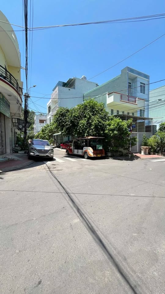 Siêu phẩm nhà ở khu vực sầm uất gần Hoàng Văn Thụ, Tôn Thất Tùng, Lê Văn Trung