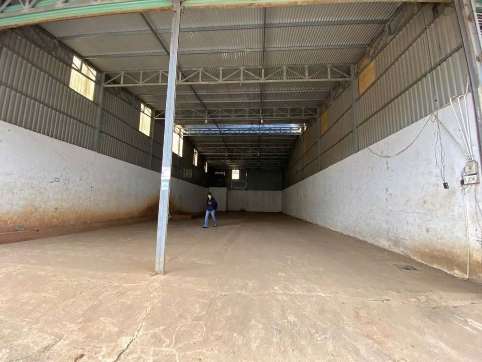 Kho xịn xò, sát chợ Đức Trọng, giá iu thương