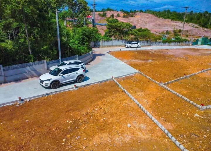 Bán đất 2 mặt tiền kiệt ô tô tránh, gần Làng Hương, Thừa Thiên Huế