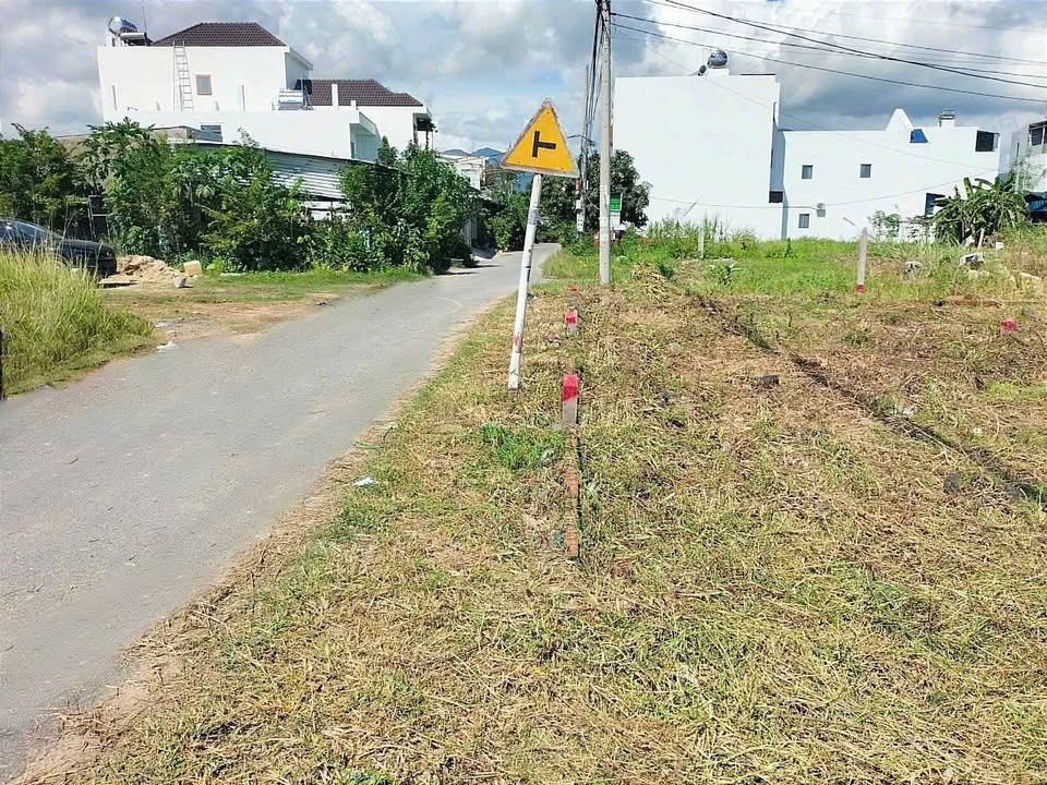 Bán 03 lô đất thổ cư ngay khu đô thị Phú Ân Nam 2, Nha Trang