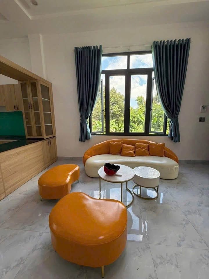 Nhà có diện tích 5m x 45m, pháp lý thổ cư với bìa riêng