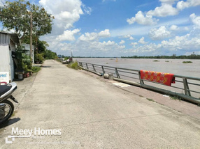 Nhà sông nước, view cực xịn, giá hời như mơ