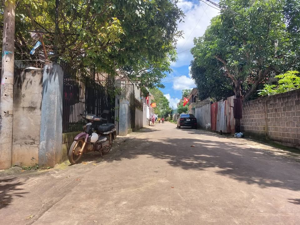 Bán đất hẻm 138 Y Wang, Buôn Ma Thuột - 100% thổ cư, giá 2.1 tỷ