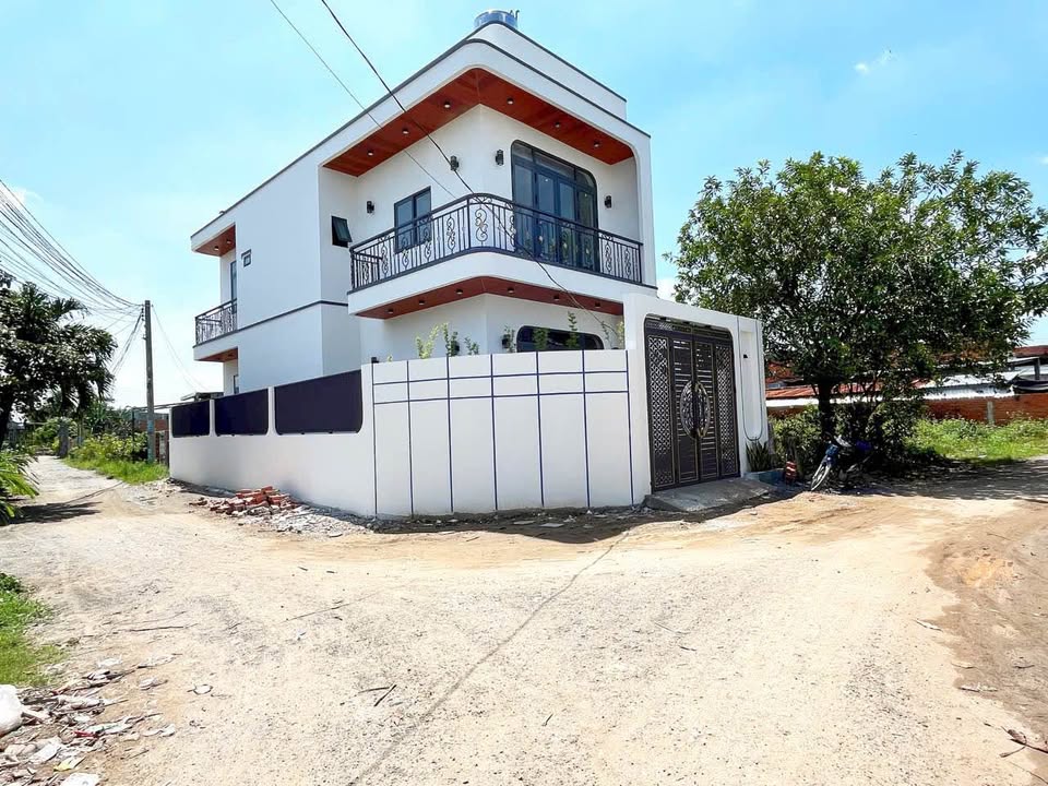 Siêu phẩm nhà góc 2 mặt tiền vừa hoàn thiện, sẵn sàng đón chủ nhân mới