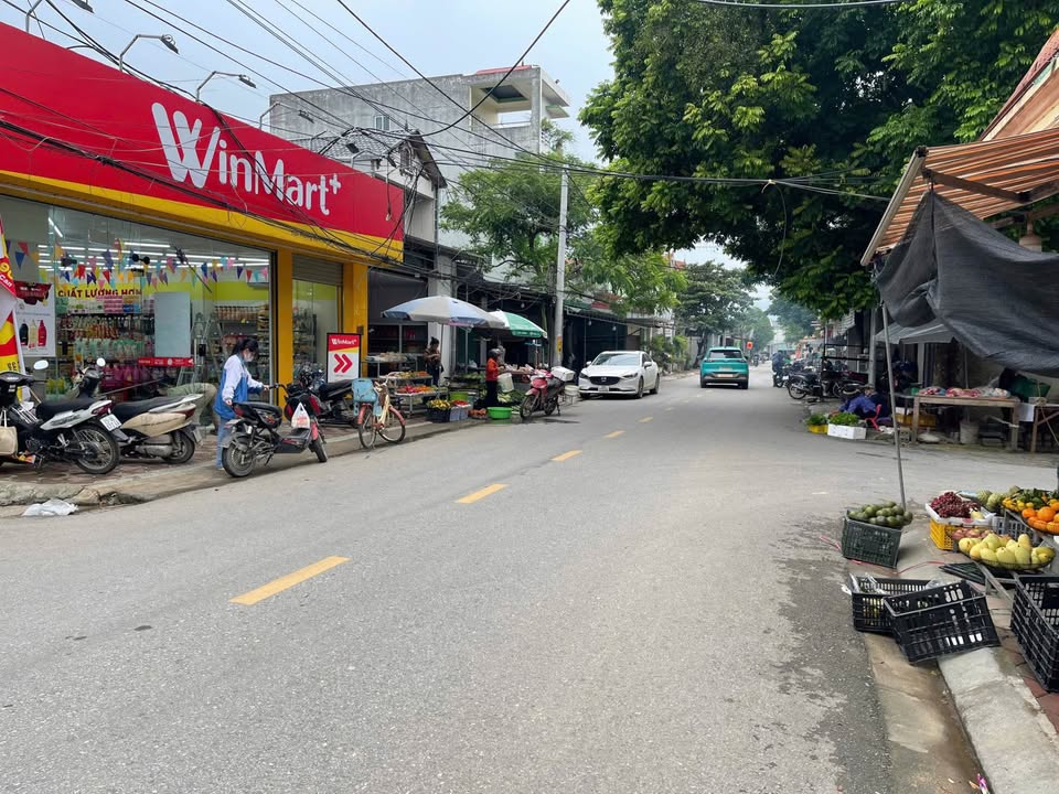 Đất xinh xinh, ô tô tránh, giá hời