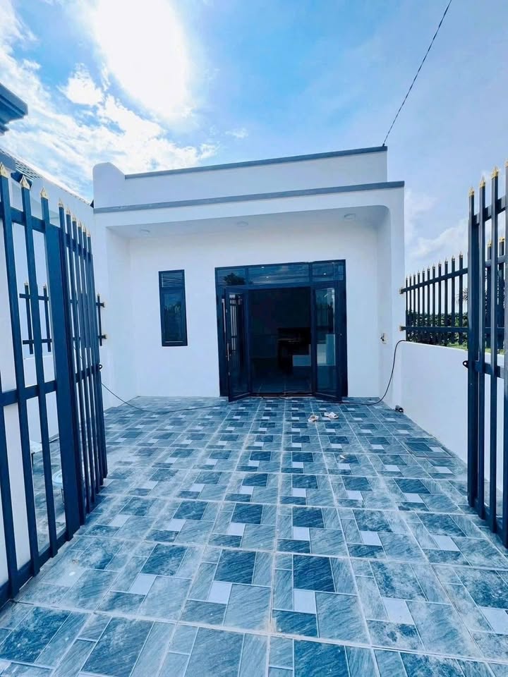 Nhà cấp 4 hàng xóm chợ, gần ủy ban nhân dân, giá hời 1,35 tỷ Vĩnh Cửu, Đồng Nai