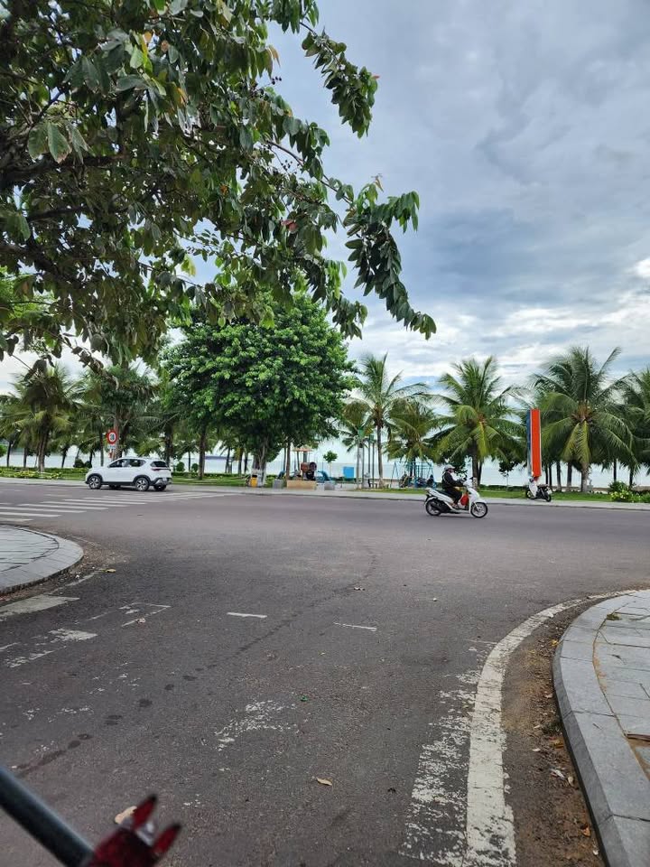 Nhà 2 tầng hẻm Tháp Đôi, Quy Nhơn, sổ đỏ chính chủ