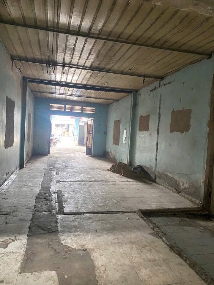 Bán gấp nhà mặt tiền đường Hiệp Thành 13, Quận 12 - Giá sập sàn chỉ 6.1 tỷ