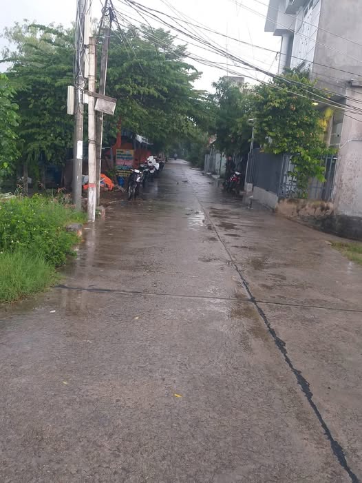 Đất vàng Quy Nhơn 300m2 mặt tiền 10m, lộ giới 7m, sổ đỏ chính chủ, giá siêu hời