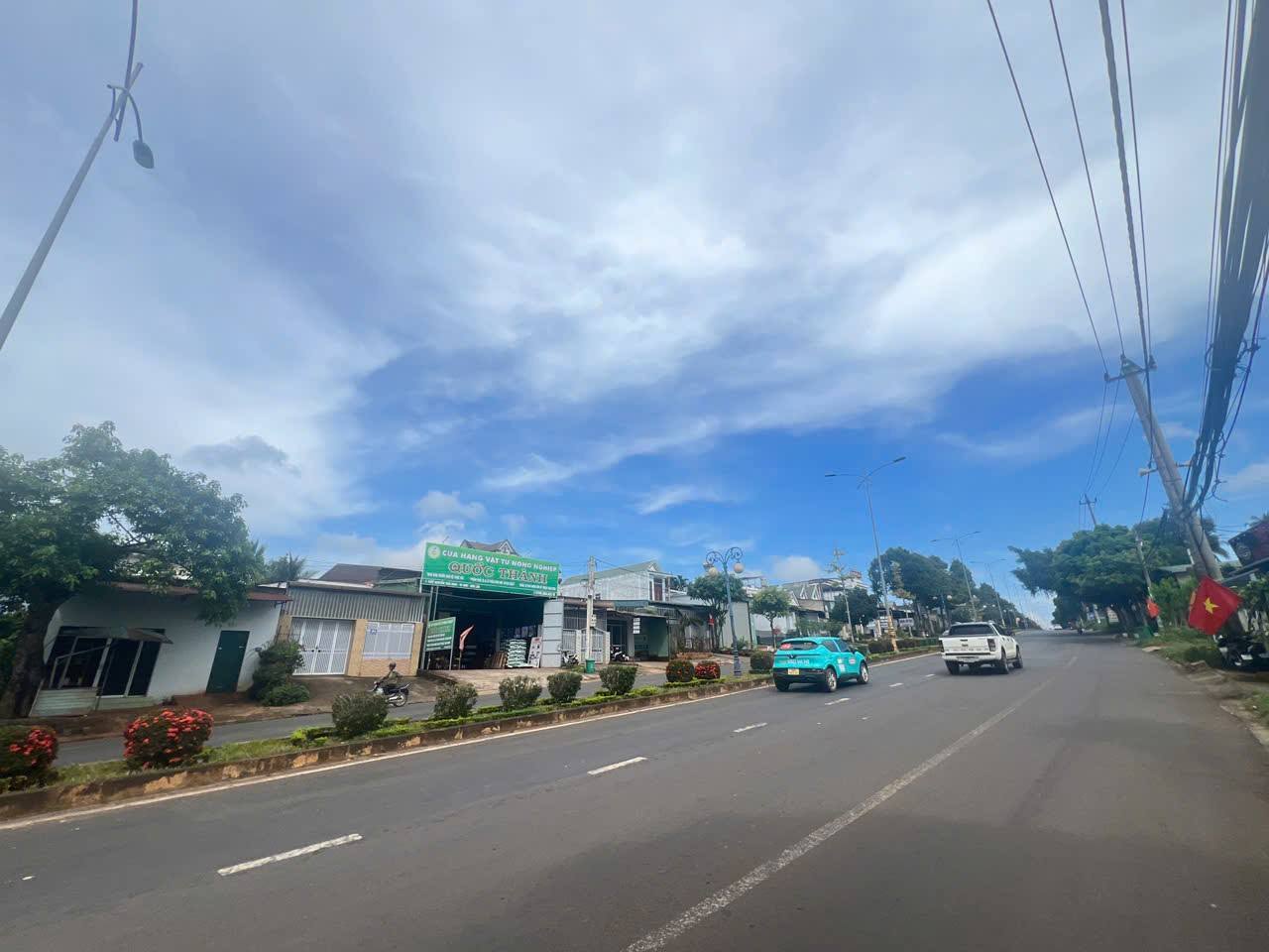 Mặt tiền kinh doanh Nguyễn Thái Bình 9m, Quốc Lộ 27, giá yêu thương