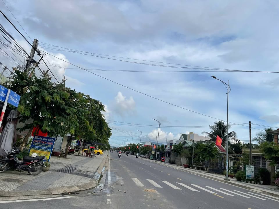 Đất Diên Điền xịn sò, mặt đường nhựa, giá iu thương chỉ 869 triệu