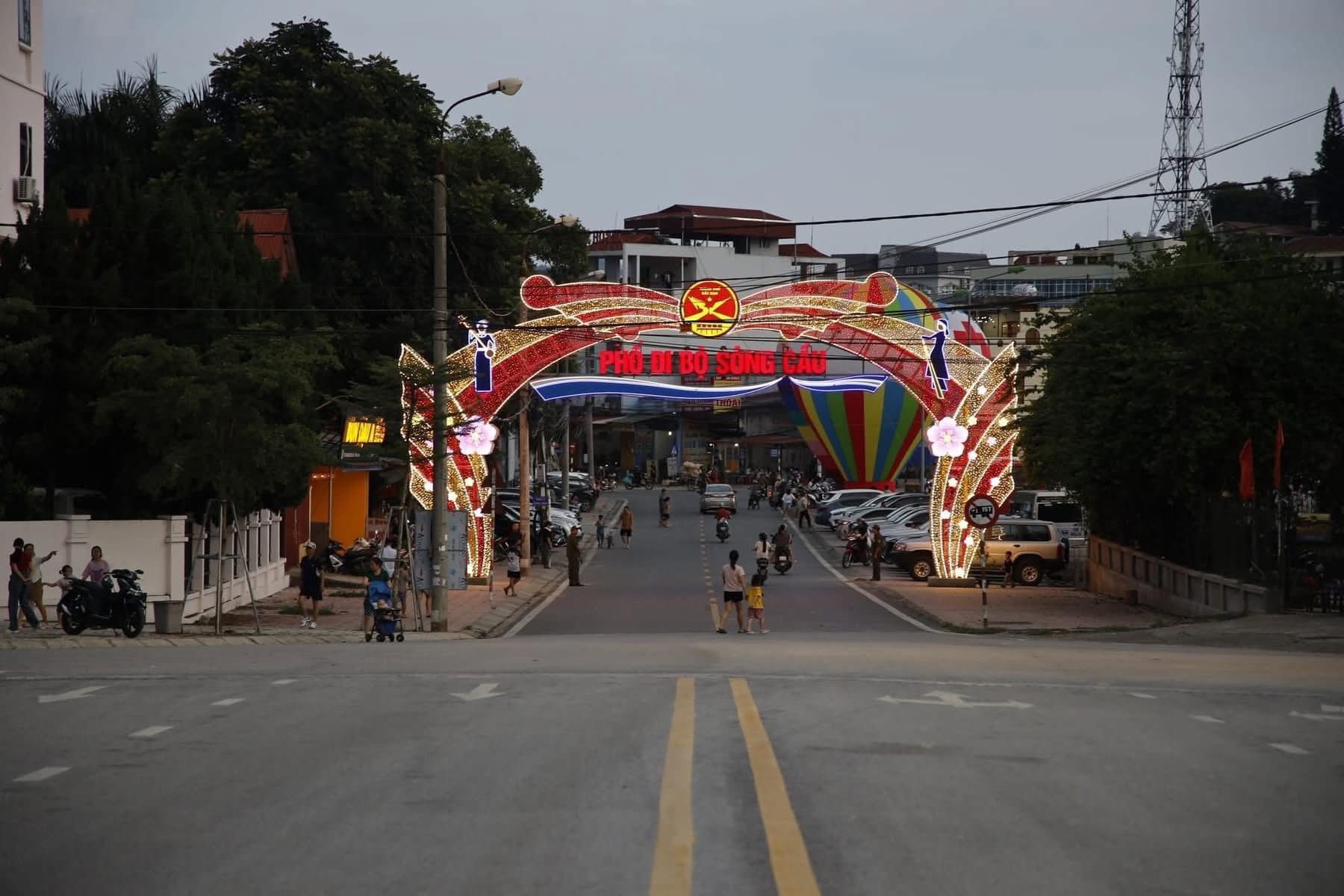 Cơ hội sở hữu lô đất đắc địa tại khu Phặc Tràng cũ, trục chính với diện tích 100m2